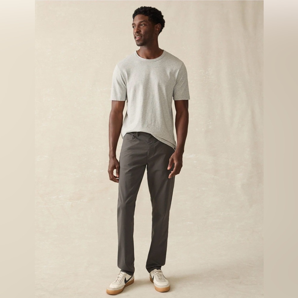 Faherty Movement 5 Pocket Pant Mens Graphite 32 x 32 EUC $168